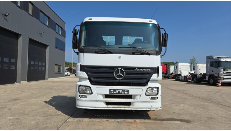 Mercedes-Benz Actros 2636 (6X4 / LAMES / GRAND PONT / MP2 / STEEL SUSP. / BOITE MANUELLE / MANUAL GEARBOX / 9M CHASSIS !!!) - شاحنات مسطحة: صورة 2 Mercedes-Benz Actros 2636 (6X4 / LAMES / GRAND PONT / MP2 / STEEL SUSP. / BOITE MANUELLE / MANUAL GEARBOX / 9M CHASSIS !!!) - شاحنات مسطحة: صورة 2