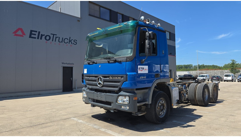Mercedes-Benz Actros 2641 (LAMES / STEEL SUSP. / EPS / 3 PEDALES / GRAND PONT) - وحدة جر: صورة 1 Mercedes-Benz Actros 2641 (LAMES / STEEL SUSP. / EPS / 3 PEDALES / GRAND PONT) - وحدة جر: صورة 1
