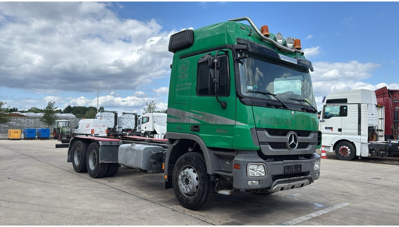 Mercedes-Benz Actros 2646 (LAMES / V6 / GRAND PONT / STEEL SUSP / MP3 / BOITE MANUELLE) - شاحنة هيكل كابينة: صورة 2 Mercedes-Benz Actros 2646 (LAMES / V6 / GRAND PONT / STEEL SUSP / MP3 / BOITE MANUELLE) - شاحنة هيكل كابينة: صورة 2