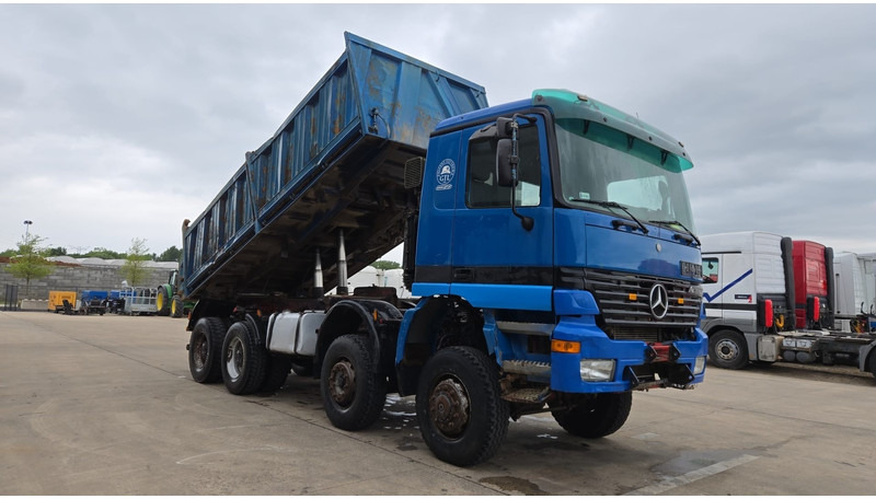 Mercedes-Benz Actros 4143 (EPS / 8X6 / LAMES / GRAND PONT / V6 / 3 PEDALES / MP1) - شاحنة قلاب: صورة 3 Mercedes-Benz Actros 4143 (EPS / 8X6 / LAMES / GRAND PONT / V6 / 3 PEDALES / MP1) - شاحنة قلاب: صورة 3