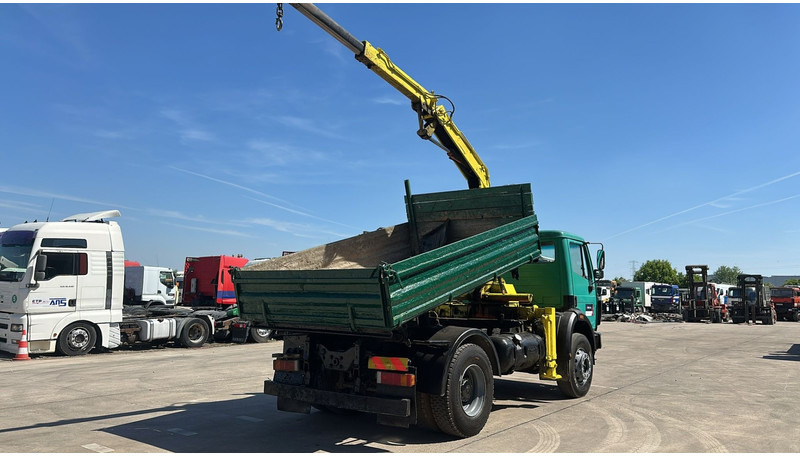 Mercedes-Benz SK 1722 (4X4 / LAMES / GRAND PONT / GRUE / TRES PROPRE / BIG HUB / STEEL SUSP. / V6) - شاحنة قلاب, شاحنة كرين: صورة 5 Mercedes-Benz SK 1722 (4X4 / LAMES / GRAND PONT / GRUE / TRES PROPRE / BIG HUB / STEEL SUSP. / V6) - شاحنة قلاب, شاحنة كرين: صورة 5