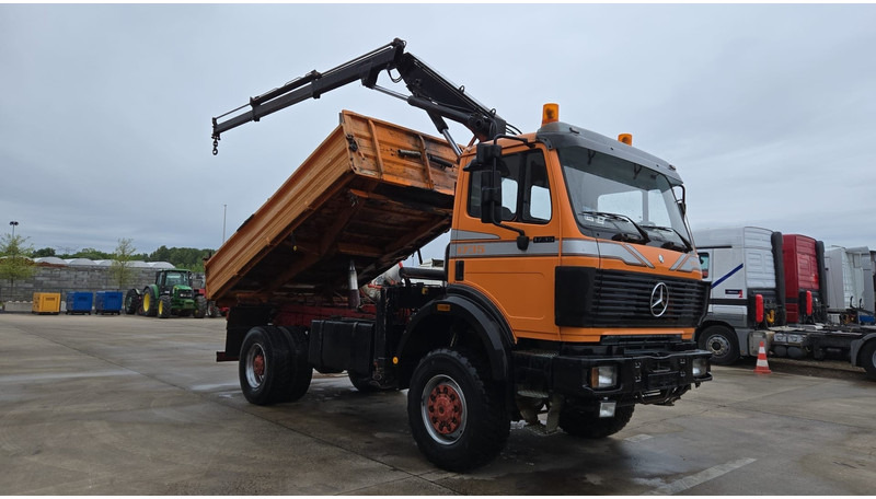 Mercedes-Benz SK 1735 (V8 2X TURBO / 4X4 / PARFAIT ETAT !!!! / GRUE / LAMES / GRAND PONT / TOP CONDITION !!!) - شاحنة قلاب, شاحنة كرين: صورة 3 Mercedes-Benz SK 1735 (V8 2X TURBO / 4X4 / PARFAIT ETAT !!!! / GRUE / LAMES / GRAND PONT / TOP CONDITION !!!) - شاحنة قلاب, شاحنة كرين: صورة 3