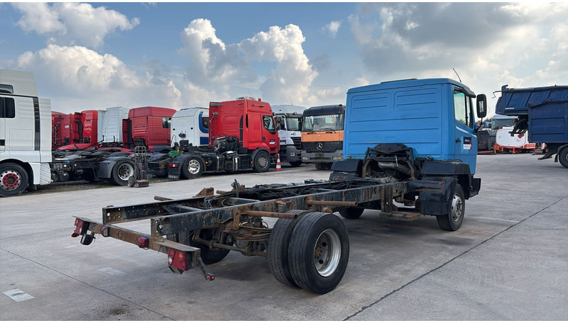 Mercedes-Benz SK 914 (EURO 2 / CHASSIS) - شاحنة هيكل كابينة: صورة 5 Mercedes-Benz SK 914 (EURO 2 / CHASSIS) - شاحنة هيكل كابينة: صورة 5
