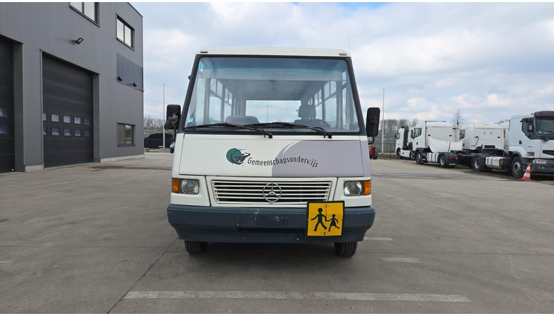 Mercedes-Benz Vario 614 (BELGIAN BUS / 34 SEATS / MANUAL PUMP / LAMES / STEEL SUSP.) - حافلة المدينة: صورة 3 Mercedes-Benz Vario 614 (BELGIAN BUS / 34 SEATS / MANUAL PUMP / LAMES / STEEL SUSP.) - حافلة المدينة: صورة 3