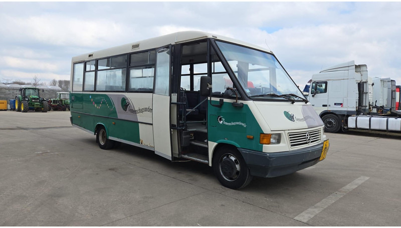 Mercedes-Benz Vario 614 (BELGIAN BUS / 34 SEATS / MANUAL PUMP / LAMES / STEEL SUSP.) - حافلة المدينة: صورة 2 Mercedes-Benz Vario 614 (BELGIAN BUS / 34 SEATS / MANUAL PUMP / LAMES / STEEL SUSP.) - حافلة المدينة: صورة 2
