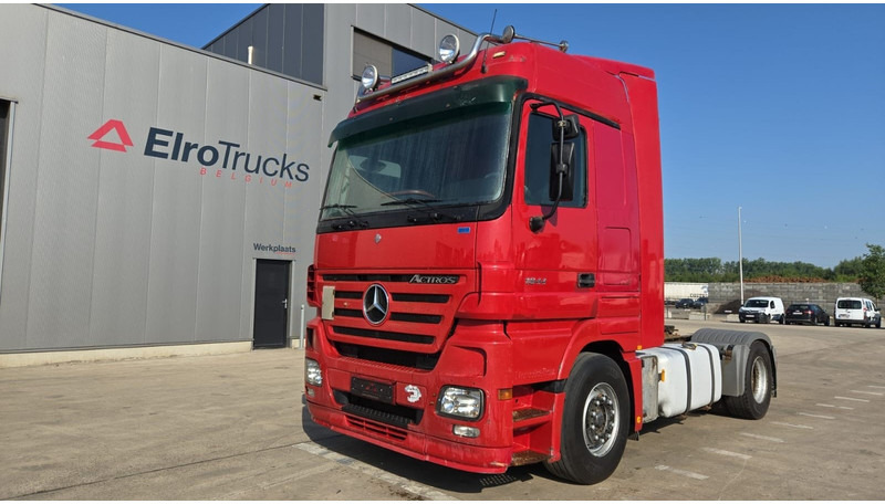 Mercedes-Benz actros 1844 (PARFAIT ETAT / PROPRE / AIRCO / MP2 / V6) - وحدة جر: صورة 1 Mercedes-Benz actros 1844 (PARFAIT ETAT / PROPRE / AIRCO / MP2 / V6) - وحدة جر: صورة 1