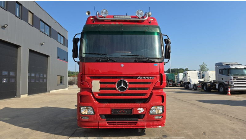 Mercedes-Benz actros 1844 (PARFAIT ETAT / PROPRE / AIRCO / MP2 / V6) - وحدة جر: صورة 2 Mercedes-Benz actros 1844 (PARFAIT ETAT / PROPRE / AIRCO / MP2 / V6) - وحدة جر: صورة 2