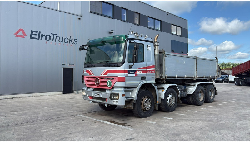 Mercedes-Benz actros 3241 (8X4 / LAMES / GRAND PONT / GRAND BENNE / TRES BONNE ETAT) - شاحنة قلاب: صورة 1 Mercedes-Benz actros 3241 (8X4 / LAMES / GRAND PONT / GRAND BENNE / TRES BONNE ETAT) - شاحنة قلاب: صورة 1
