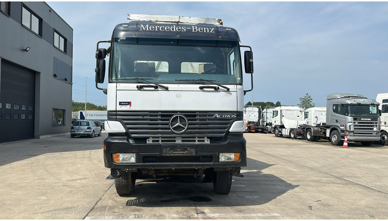 Mercedes-Benz actros 4140 (8X8 / BOITE MANUELLE / MANUAL GEARBOX / LAMES / GRAND PONT / BIG AXLE) - شاحنة قلاب: صورة 2 Mercedes-Benz actros 4140 (8X8 / BOITE MANUELLE / MANUAL GEARBOX / LAMES / GRAND PONT / BIG AXLE) - شاحنة قلاب: صورة 2
