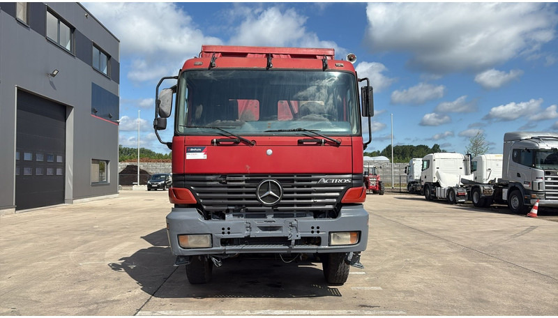 Mercedes-Benz actros 4140 (EPS / 8X6 / LAMES / GRAND PONT / GRAND BENNE / 3 PONTS / TRES BONNE ETAT) - شاحنة قلاب: صورة 2 Mercedes-Benz actros 4140 (EPS / 8X6 / LAMES / GRAND PONT / GRAND BENNE / 3 PONTS / TRES BONNE ETAT) - شاحنة قلاب: صورة 2