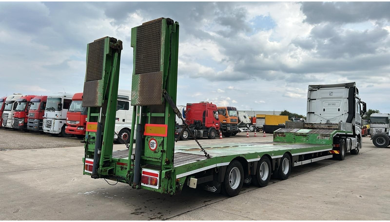 Nooteboom OSDB-45 VV (48 + 60 TONS /BE TRAILER / NALOOPAS / FOLLOW AXLE / NEW HYDRO PUMP / 4M HYDRAULIC RAMPS) - عربة منخفضة مسطحة نصف مقطورة: صورة 3 Nooteboom OSDB-45 VV (48 + 60 TONS /BE TRAILER / NALOOPAS / FOLLOW AXLE / NEW HYDRO PUMP / 4M HYDRAULIC RAMPS) - عربة منخفضة مسطحة نصف مقطورة: صورة 3
