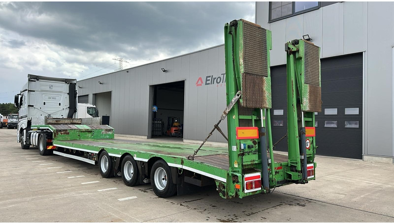 Nooteboom OSDB-45 VV (48 + 60 TONS /BE TRAILER / NALOOPAS / FOLLOW AXLE / NEW HYDRO PUMP / 4M HYDRAULIC RAMPS) - عربة منخفضة مسطحة نصف مقطورة: صورة 4 Nooteboom OSDB-45 VV (48 + 60 TONS /BE TRAILER / NALOOPAS / FOLLOW AXLE / NEW HYDRO PUMP / 4M HYDRAULIC RAMPS) - عربة منخفضة مسطحة نصف مقطورة: صورة 4