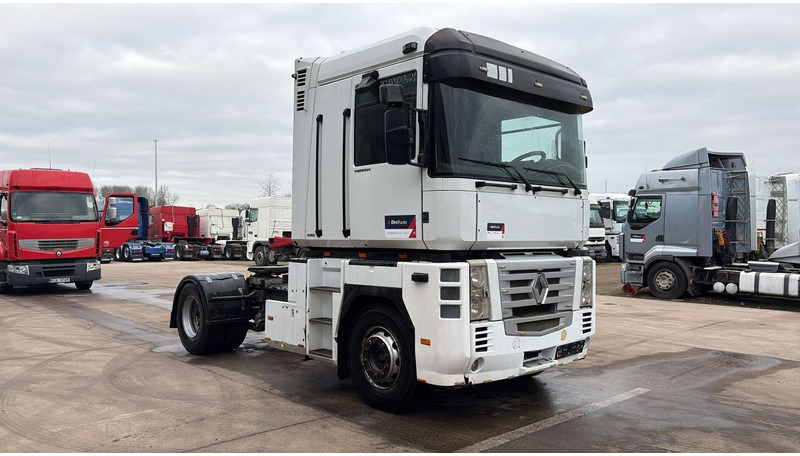 Renault AE 440 Magnum E-tech (BOITE MANUELLE / MANUAL GEARBOX) - وحدة جر: صورة 5 Renault AE 440 Magnum E-tech (BOITE MANUELLE / MANUAL GEARBOX) - وحدة جر: صورة 5