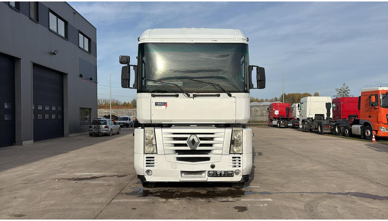 Renault AE 440 Magnum E-tech (BOITE MANUELLE / MANUAL GEARBOX) - وحدة جر: صورة 5 Renault AE 440 Magnum E-tech (BOITE MANUELLE / MANUAL GEARBOX) - وحدة جر: صورة 5