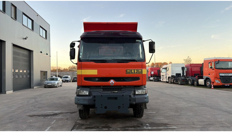 Renault KERAX 340 (POMPE MANUELLE / MANUAL PUMP / STEEL SUSP. / LAMES / GRAND PONT/ PARFAIT ETAT) - شاحنة قلاب: صورة 5 Renault KERAX 340 (POMPE MANUELLE / MANUAL PUMP / STEEL SUSP. / LAMES / GRAND PONT/ PARFAIT ETAT) - شاحنة قلاب: صورة 5