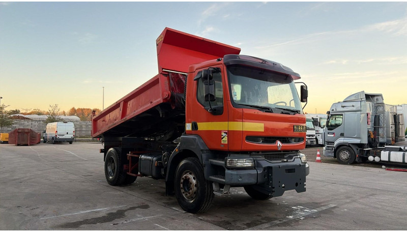 Renault KERAX 340 (POMPE MANUELLE / MANUAL PUMP / STEEL SUSP. / LAMES / GRAND PONT/ PARFAIT ETAT) - شاحنة قلاب: صورة 2 Renault KERAX 340 (POMPE MANUELLE / MANUAL PUMP / STEEL SUSP. / LAMES / GRAND PONT/ PARFAIT ETAT) - شاحنة قلاب: صورة 2