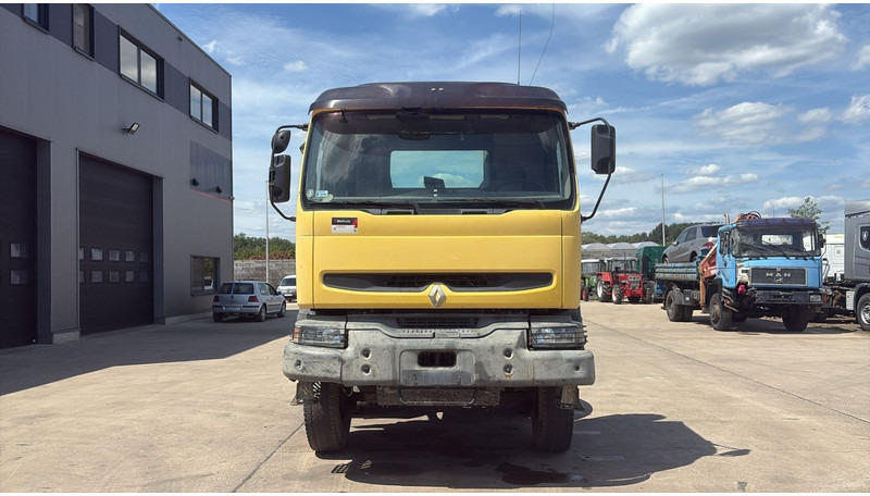 Renault KERAX 420 (BOITE MANUELLE / 8X4 / LAMES / MANUAL GEARBOX) - شاحنة هيكل كابينة: صورة 2 Renault KERAX 420 (BOITE MANUELLE / 8X4 / LAMES / MANUAL GEARBOX) - شاحنة هيكل كابينة: صورة 2