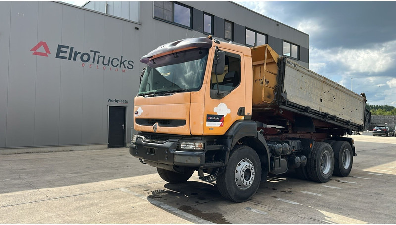 Renault Kerax 385 (POMPE MANUELLE / MANUAL PUMP / 6X4 / LAMES / GRAND PONT) - شاحنة قلاب: صورة 1 Renault Kerax 385 (POMPE MANUELLE / MANUAL PUMP / 6X4 / LAMES / GRAND PONT) - شاحنة قلاب: صورة 1