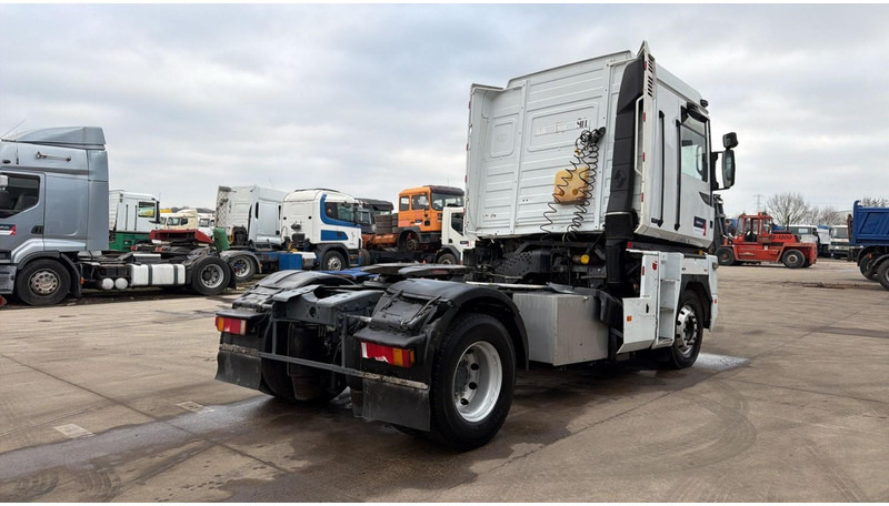 Renault Magnum 400 (BOITE MANUELLE / MANUAL GEARBOX) - وحدة جر: صورة 4 Renault Magnum 400 (BOITE MANUELLE / MANUAL GEARBOX) - وحدة جر: صورة 4