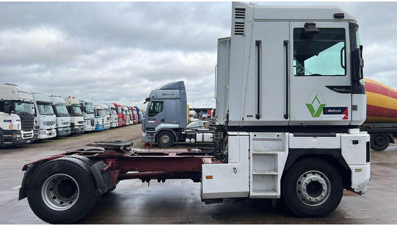 Renault Magnum 430 (BOITE MANUELLE / MANUAL GEARBOX / POMPE MANUELLE / MANUAL PUMP) - وحدة جر: صورة 4 Renault Magnum 430 (BOITE MANUELLE / MANUAL GEARBOX / POMPE MANUELLE / MANUAL PUMP) - وحدة جر: صورة 4