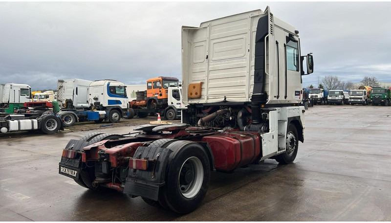 Renault Magnum 430 (POMPE MANUELLE / MANUAL PUMP / GRAND PONT / BOITE MANUELLE / BIG AXLE) - وحدة جر: صورة 4 Renault Magnum 430 (POMPE MANUELLE / MANUAL PUMP / GRAND PONT / BOITE MANUELLE / BIG AXLE) - وحدة جر: صورة 4