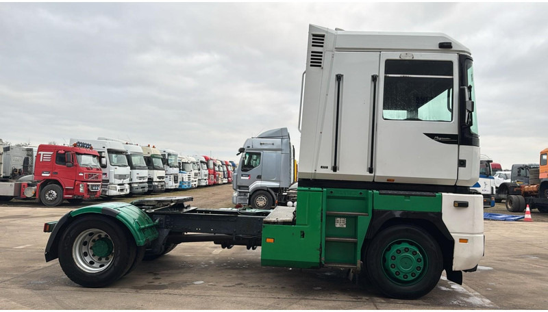 Renault Magnum 470 (POMPE MANUELLE / MANUAL PUMP / BOITE MANUELLE / MANUAL GEARBOX) - وحدة جر: صورة 4 Renault Magnum 470 (POMPE MANUELLE / MANUAL PUMP / BOITE MANUELLE / MANUAL GEARBOX) - وحدة جر: صورة 4