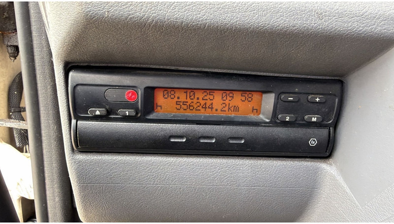 شاحنات مسطحة Renault Midlum 270 (18 TONNES / BOITE MANUELLE / MANUAL GEARBOX / GOOD CONDITION): صورة 14
