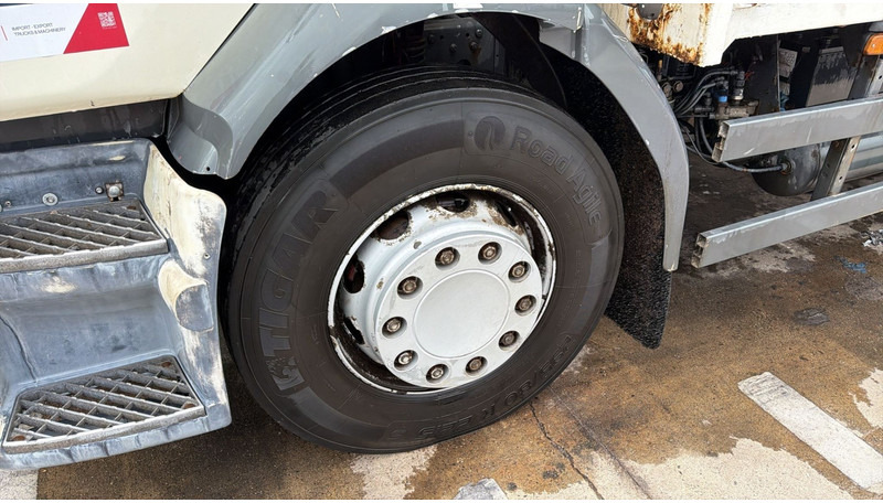 شاحنات مسطحة Renault Midlum 270 (18 TONNES / BOITE MANUELLE / MANUAL GEARBOX / GOOD CONDITION): صورة 8