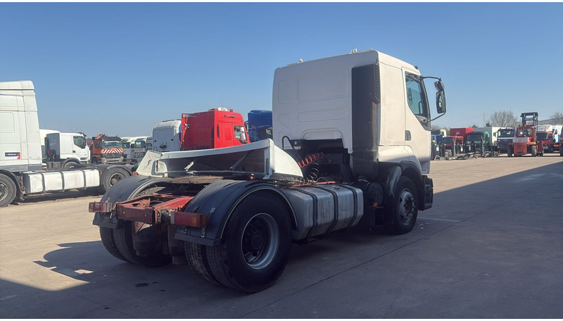 Renault Premium 385 (POMPE MANUELLE / MANUAL PUMP / BOITE MANUELLE / GRAND PONT) - وحدة جر: صورة 3 Renault Premium 385 (POMPE MANUELLE / MANUAL PUMP / BOITE MANUELLE / GRAND PONT) - وحدة جر: صورة 3