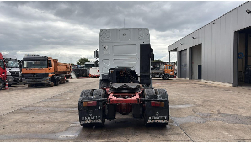 Renault Premium 400 (POMPE MANUELLE / MANUAL PUMP / GRAND PONT / BIG AXLE) - وحدة جر: صورة 5 Renault Premium 400 (POMPE MANUELLE / MANUAL PUMP / GRAND PONT / BIG AXLE) - وحدة جر: صورة 5