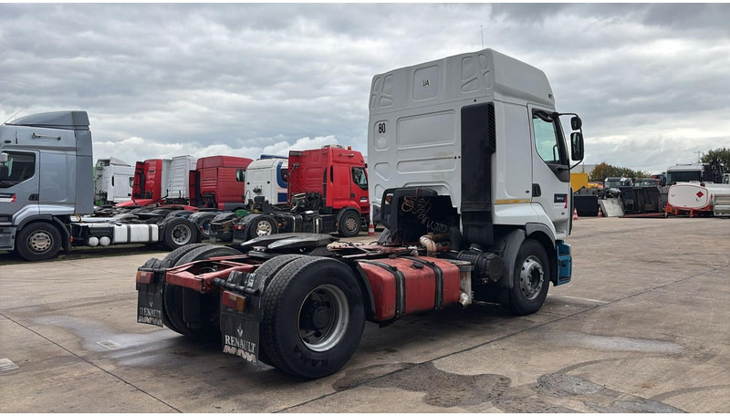 Renault Premium 400 (POMPE MANUELLE / MANUAL PUMP / GRAND PONT / BIG AXLE) - وحدة جر: صورة 4 Renault Premium 400 (POMPE MANUELLE / MANUAL PUMP / GRAND PONT / BIG AXLE) - وحدة جر: صورة 4