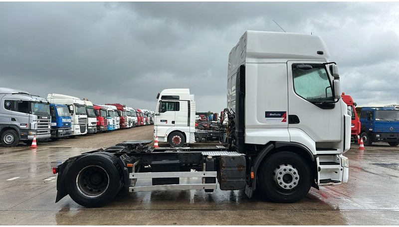 Renault Premium 450 (BOITE MANUELLE / MANUAL GEARBOX) - وحدة جر: صورة 4 Renault Premium 450 (BOITE MANUELLE / MANUAL GEARBOX) - وحدة جر: صورة 4