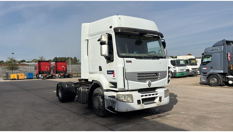 Renault Premium 450 (BOITE MANUELLE / MANUAL GEARBOX) - وحدة جر: صورة 3 Renault Premium 450 (BOITE MANUELLE / MANUAL GEARBOX) - وحدة جر: صورة 3