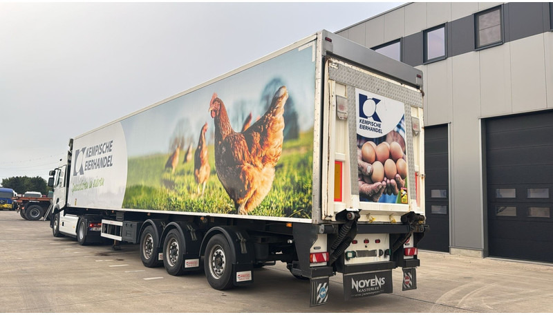 Renders - (CARRIER VECTOR 1950 / BELGIAN TRAILER / LIFT / STEER AXLE / 3276H) - نصف مقطورة مُبرِّدة: صورة 4 Renders - (CARRIER VECTOR 1950 / BELGIAN TRAILER / LIFT / STEER AXLE / 3276H) - نصف مقطورة مُبرِّدة: صورة 4