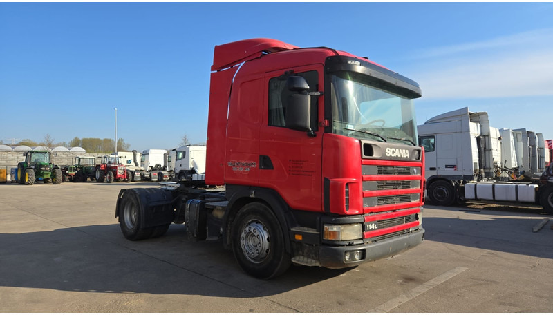 Scania 114 - 380 (PTO / HYDRAULIC PUMP / MANUAL GEARBOX / BOITE MANUELLE / LOW CAB) - وحدة جر: صورة 3 Scania 114 - 380 (PTO / HYDRAULIC PUMP / MANUAL GEARBOX / BOITE MANUELLE / LOW CAB) - وحدة جر: صورة 3