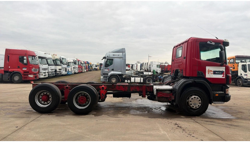Scania 124 - 400 (MANUAL PUMP / 6X2 / BIG AXLE / GRAND PONT / POMPE MANUELLE) - شاحنة هيكل كابينة: صورة 3 Scania 124 - 400 (MANUAL PUMP / 6X2 / BIG AXLE / GRAND PONT / POMPE MANUELLE) - شاحنة هيكل كابينة: صورة 3