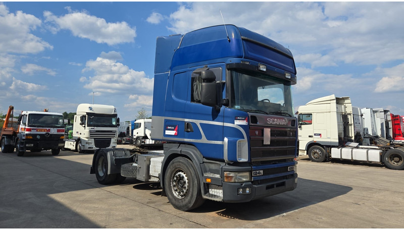 Scania 124-420 (MANUAL GEARBOX / BOITE MANUELLE / AIRCO / AC) - وحدة جر: صورة 3 Scania 124-420 (MANUAL GEARBOX / BOITE MANUELLE / AIRCO / AC) - وحدة جر: صورة 3