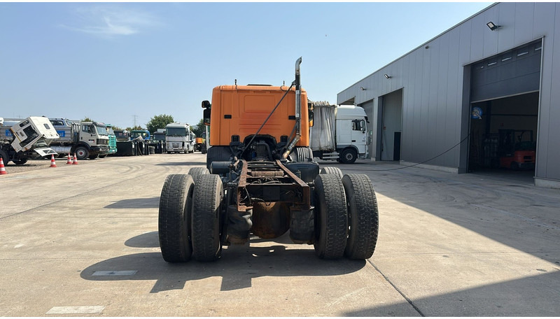 Scania 94 G (MANUAL PUMP / POMPE MANUELLE / BOITE MANUELLE / MANUAL GEARBOX) - شاحنة هيكل كابينة: صورة 5 Scania 94 G (MANUAL PUMP / POMPE MANUELLE / BOITE MANUELLE / MANUAL GEARBOX) - شاحنة هيكل كابينة: صورة 5