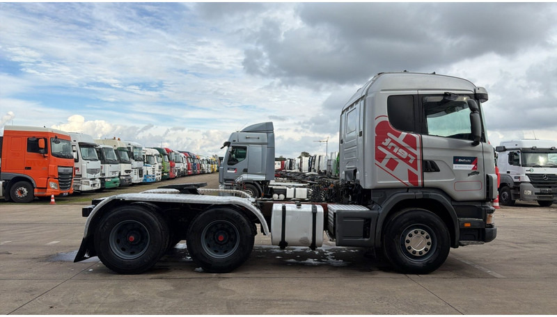Scania R164-480 (RETARDER / BOITE MANUELLE / MANUAL GEARBOX / STEEL SUSP. / LAMES / V8) - وحدة جر: صورة 3 Scania R164-480 (RETARDER / BOITE MANUELLE / MANUAL GEARBOX / STEEL SUSP. / LAMES / V8) - وحدة جر: صورة 3