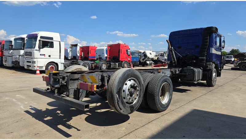 Volvo F 12 - 360 (FULL STEEL SUSPENSION / MANUAL PUMP / SUSP. LAMES / 6X2) - شاحنة هيكل كابينة: صورة 5 Volvo F 12 - 360 (FULL STEEL SUSPENSION / MANUAL PUMP / SUSP. LAMES / 6X2) - شاحنة هيكل كابينة: صورة 5