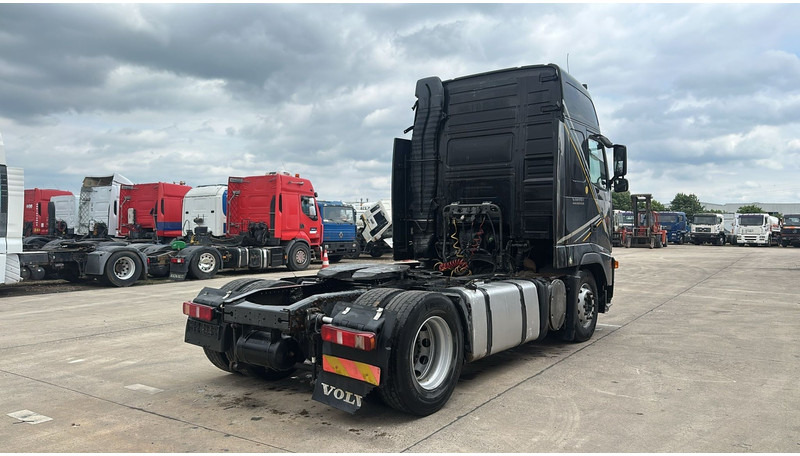 Volvo FH 440 (CAN DRIVE BUT PROBLEM WITH CLUTCH) - وحدة جر: صورة 5 Volvo FH 440 (CAN DRIVE BUT PROBLEM WITH CLUTCH) - وحدة جر: صورة 5