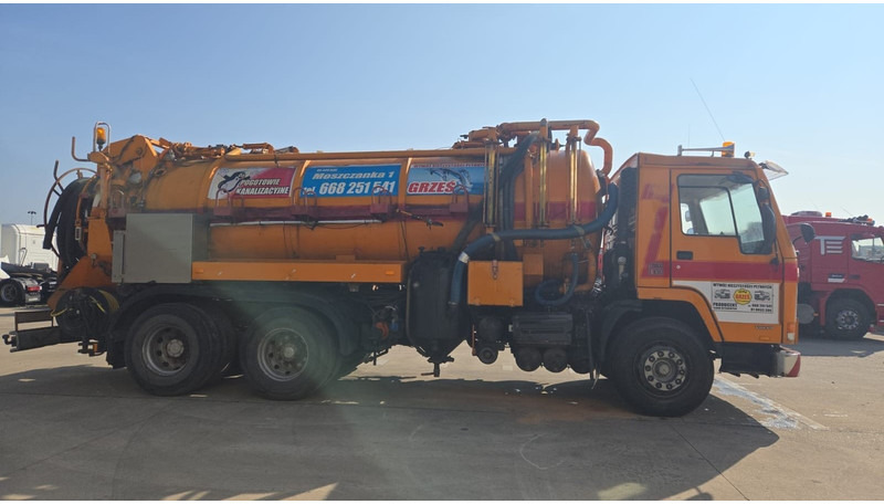 Volvo FL 10 - 320 (10500L + 1500L / 10 TYRES FULL STEEL / HIGH PRESSURE + VACUUM / POMPE MANUELLE / MANUAL PUMP) - شاحنة الشفط: صورة 4 Volvo FL 10 - 320 (10500L + 1500L / 10 TYRES FULL STEEL / HIGH PRESSURE + VACUUM / POMPE MANUELLE / MANUAL PUMP) - شاحنة الشفط: صورة 4