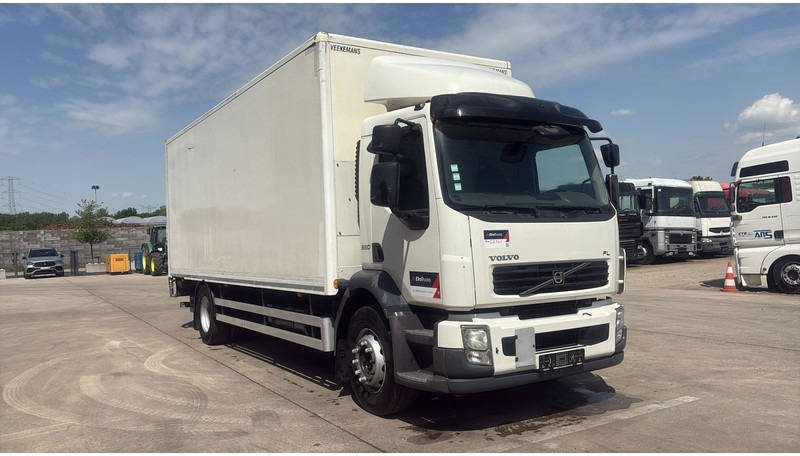 Volvo FL 260 (LIFT 2000 KG / PERFECT BELGIAN TRUCK / 18 TON / EURO 5) - شاحنة مقفلة: صورة 3 Volvo FL 260 (LIFT 2000 KG / PERFECT BELGIAN TRUCK / 18 TON / EURO 5) - شاحنة مقفلة: صورة 3