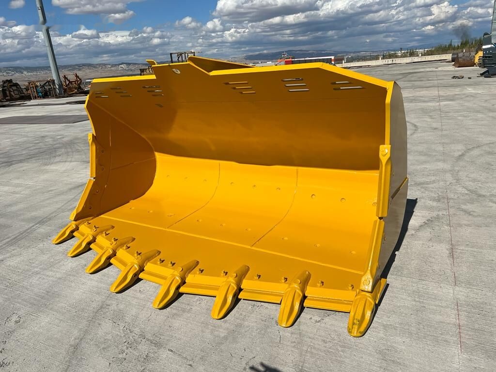 Komatsu WA470 Rock Bucket - بكت شيول: صورة 2 Komatsu WA470 Rock Bucket - بكت شيول: صورة 2
