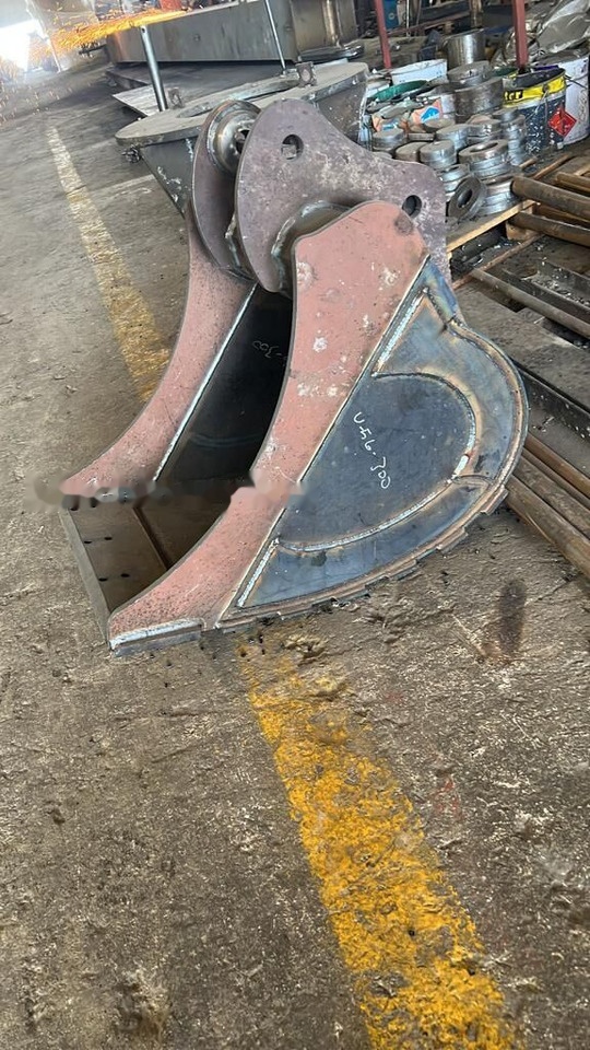 Takeuchi Digging/Grading Bucket Manufacturing - بكت حفار: صورة 3 Takeuchi Digging/Grading Bucket Manufacturing - بكت حفار: صورة 3
