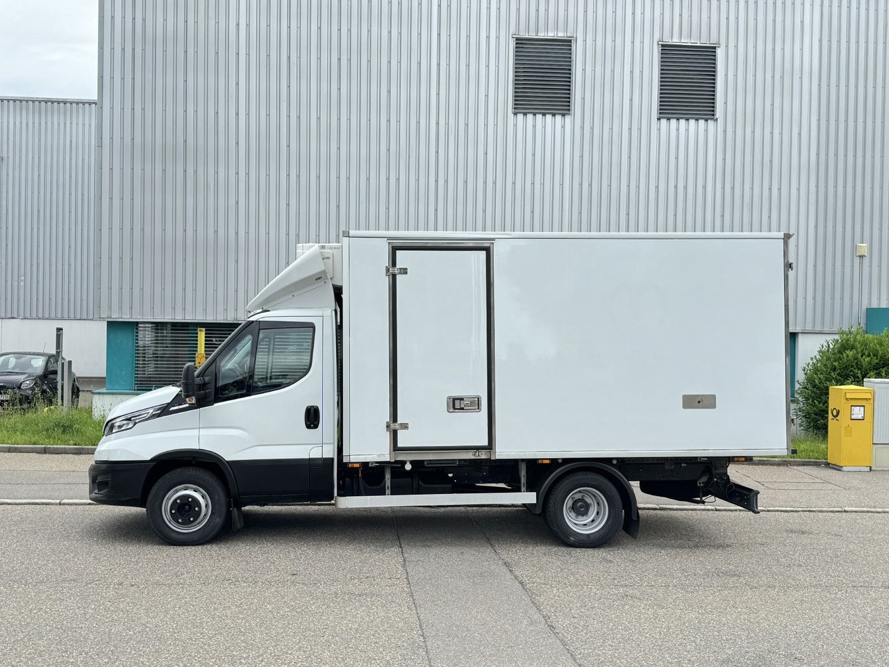 Iveco Daily 72-180 Tiefkühl TK V-500 -32°/+32° Air-Pro - شاحنة مُبرّدة للتوصيل: صورة 4 Iveco Daily 72-180 Tiefkühl TK V-500 -32°/+32° Air-Pro - شاحنة مُبرّدة للتوصيل: صورة 4