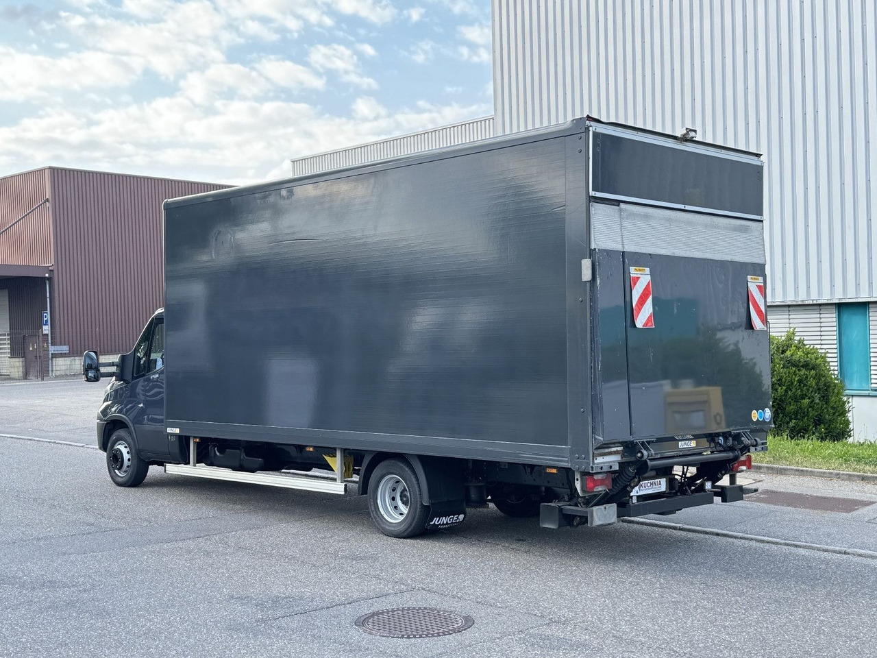 Iveco Daily 72c180 Hi-Matic Koffer LBW Luftgef. Klima - شاحنة مغلقة الصندوق: صورة 5 Iveco Daily 72c180 Hi-Matic Koffer LBW Luftgef. Klima - شاحنة مغلقة الصندوق: صورة 5