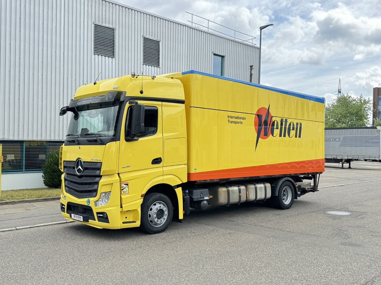 Mercedes-Benz Actros 1848 LL Gr.Haus AWL-Möbelkoffer uLBW - شاحنة مقفلة: صورة 2 Mercedes-Benz Actros 1848 LL Gr.Haus AWL-Möbelkoffer uLBW - شاحنة مقفلة: صورة 2