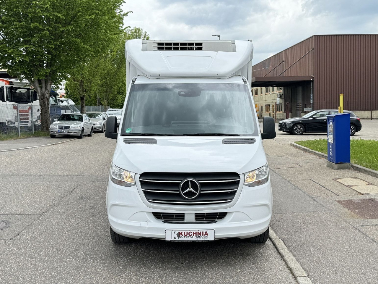 Mercedes-Benz Sprinter 316 Tiefkühl 3,3m TK V-500 MAX Luftgef. - شاحنة مُبرّدة للتوصيل: صورة 2 Mercedes-Benz Sprinter 316 Tiefkühl 3,3m TK V-500 MAX Luftgef. - شاحنة مُبرّدة للتوصيل: صورة 2