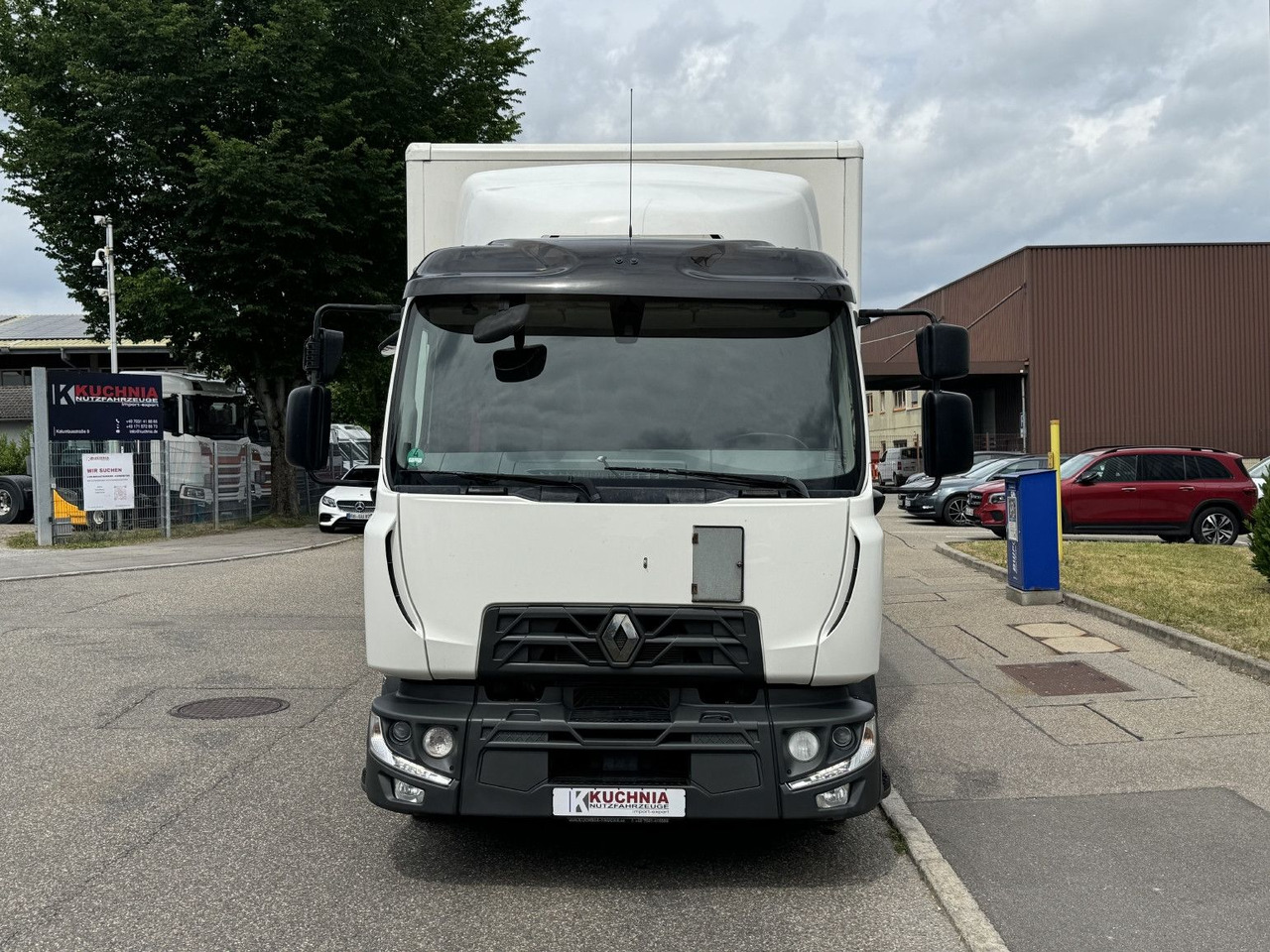 Renault D12-240 Koffer 7,3m AHK L-Haus Klima Luft - شاحنة مقفلة: صورة 2 Renault D12-240 Koffer 7,3m AHK L-Haus Klima Luft - شاحنة مقفلة: صورة 2